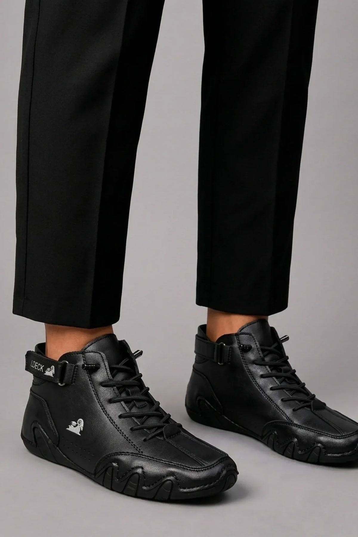 Lage sneakers met high-top design
