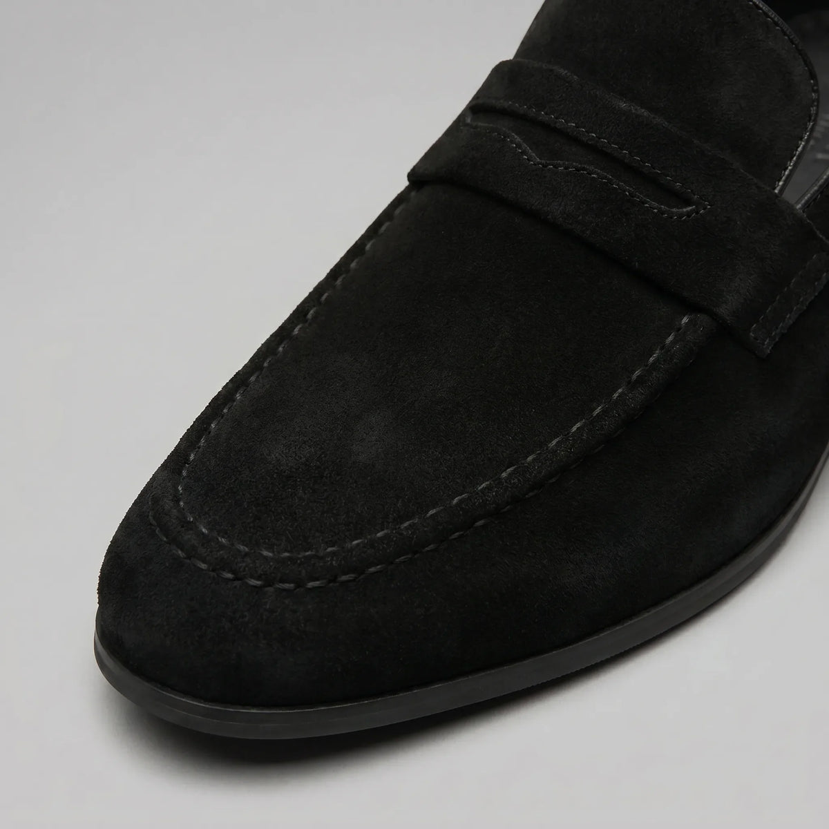 Bruine penny loafers met suède look