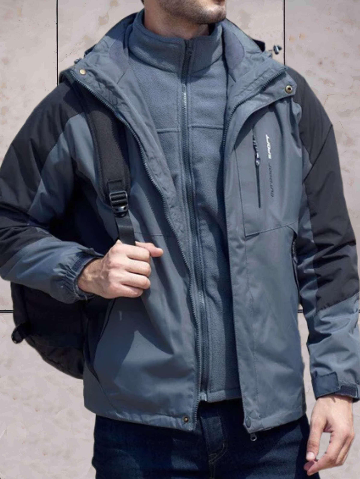Niels | Wind- en waterdicht wandeljack met capuchon en zakken