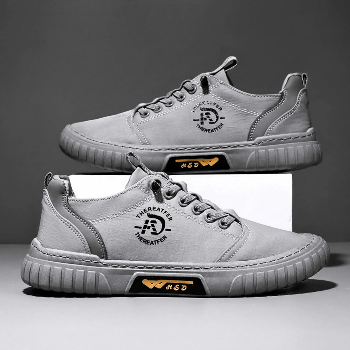 Lage sneakers met dikke zool